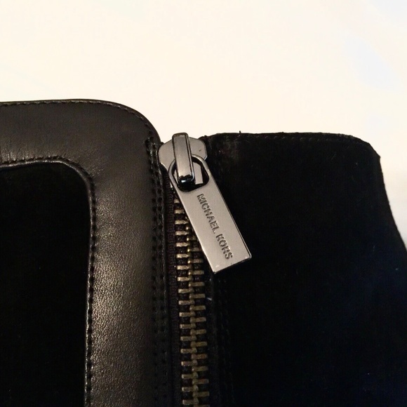 MICHAEL KORS DELANEY OVER THE KNEE TALL BLACK SUEDE LEATHER BOOTS - Wore Once! 8 - Picture 5 of 10